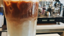 아로이커피 매장 이미지