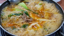 얼큰버섯만두전골 매장 이미지