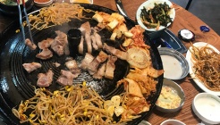 싹쓰리솥뚜껑김치삼겹살 매장 이미지