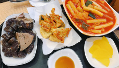 쪼매매운떡볶이 매장 이미지