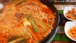 일층집부대찌개 매장 이미지