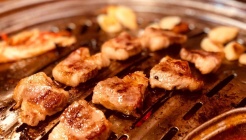 두툼한숯불생고기 매장 이미지