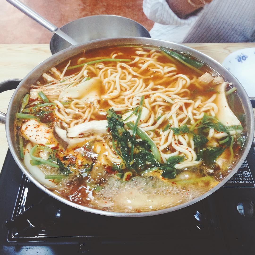 개봉칼국수 매장 이미지