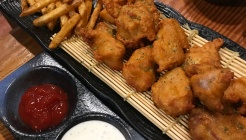 마주보며 매장 이미지