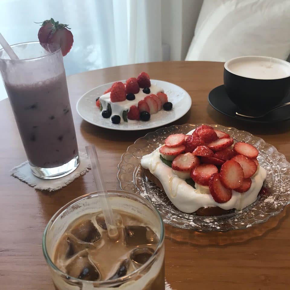 리리카페 매장 이미지