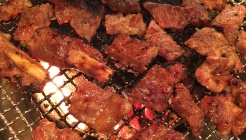 돌쇠와 석쇠 매장 이미지