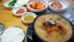 백두산감자탕장군보쌈 매장 이미지