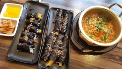 얌얌 매장 이미지