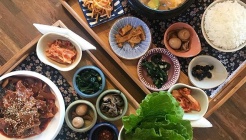 우주식탁 매장 이미지