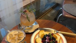 그레이맨션 매장 이미지