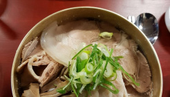 엄용백 돼지국밥 매장 이미지