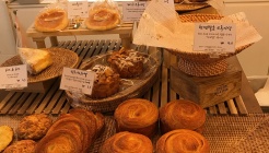 브레드 웜 매장 이미지