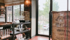 콩볶는아저씨 매장 이미지