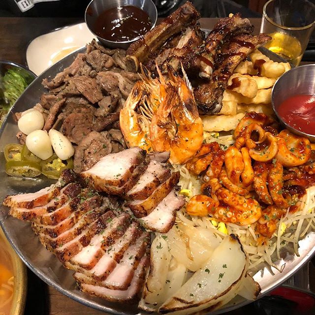 연탄 불돼지 매장 이미지