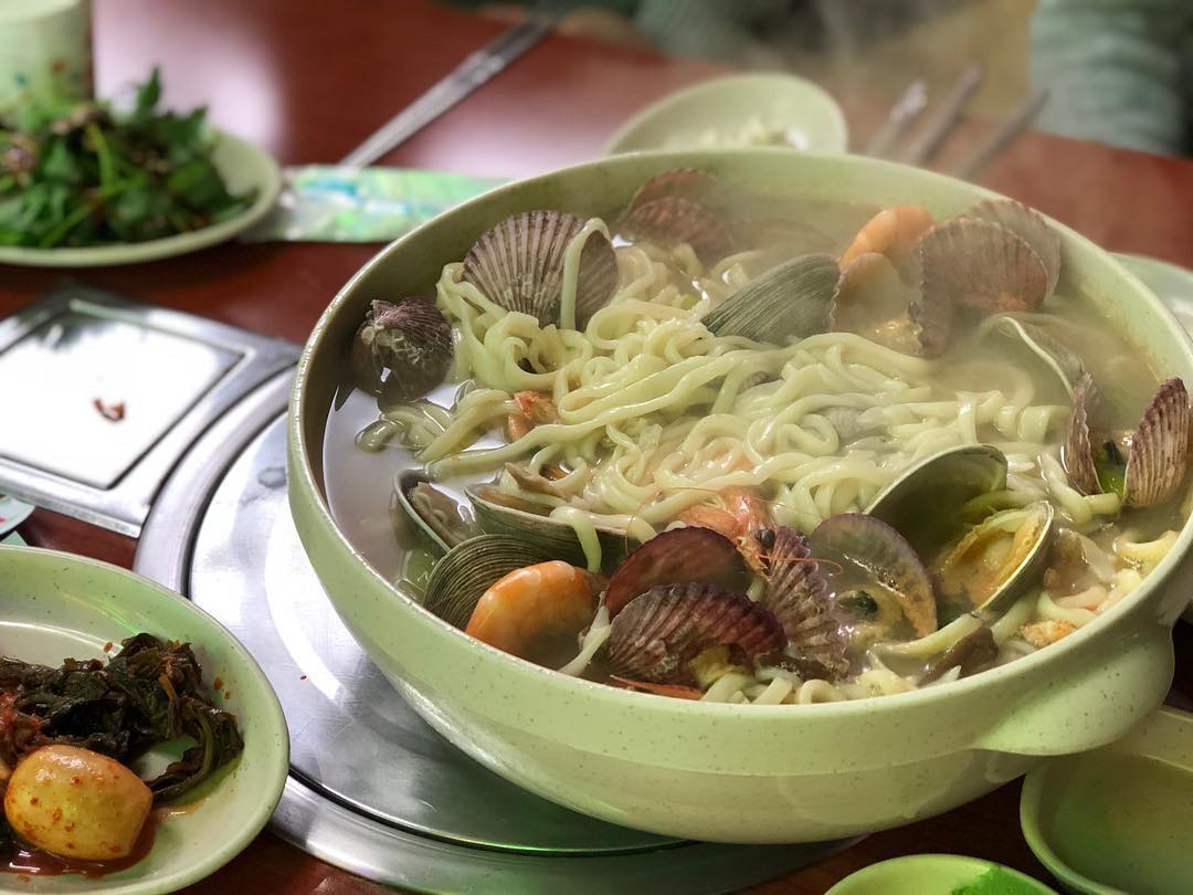 석구네 횟집 매장 이미지