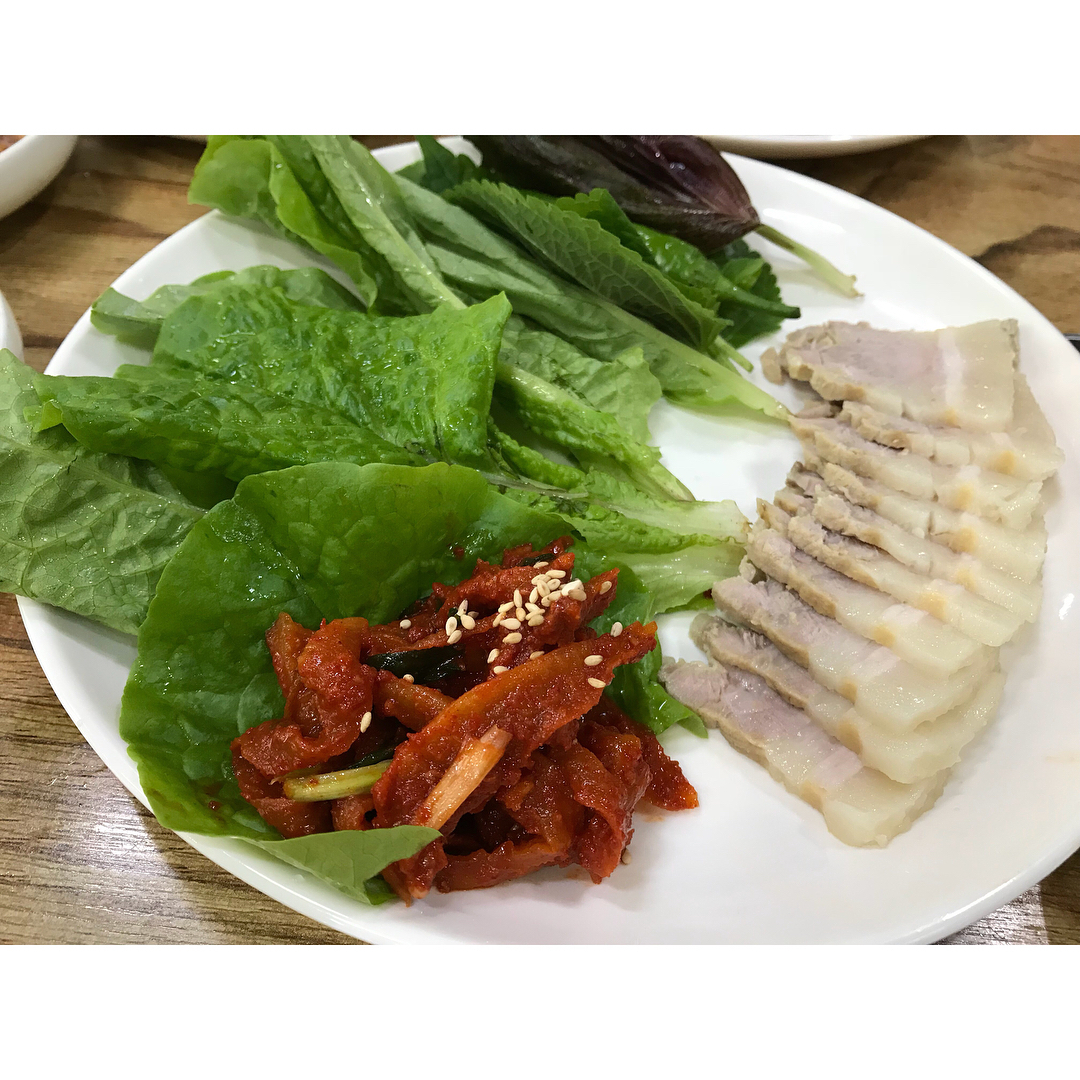 명동보쌈족발 매장 이미지
