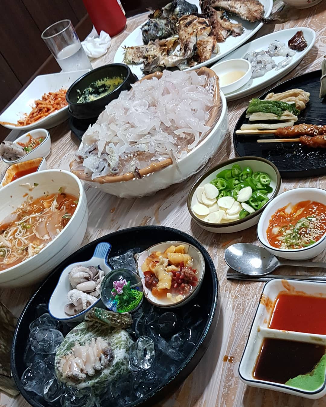 다미횟집 매장 이미지