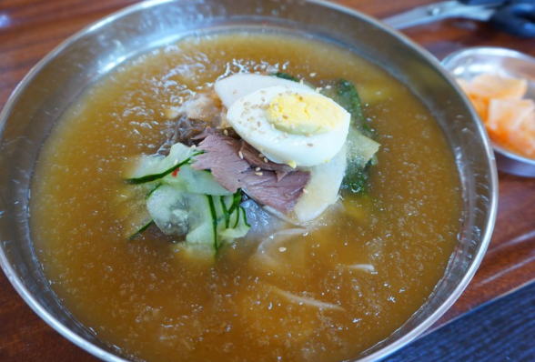 명성동치미냉면 매장 이미지