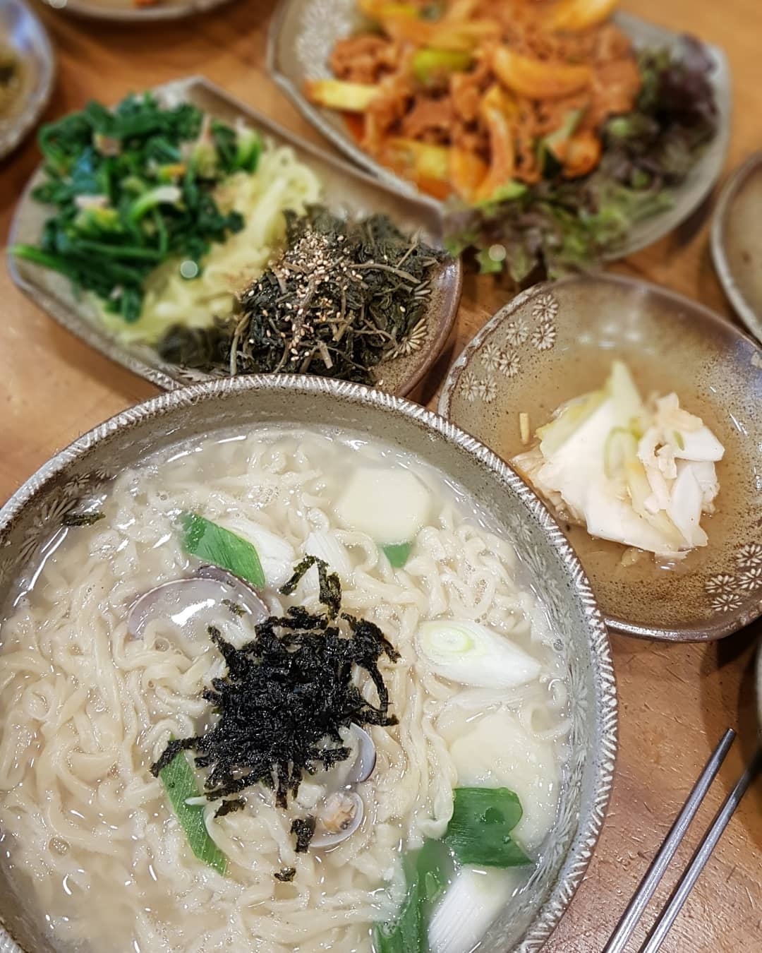 홍화약초식당 매장 이미지