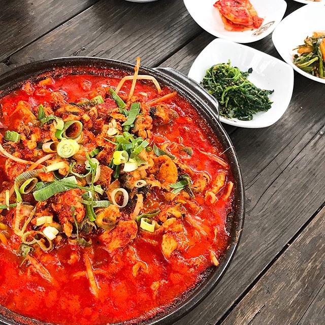 돌담식당 매장 이미지