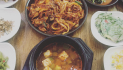 석정숯불갈비돌솥밥 매장 이미지