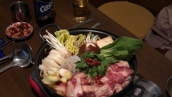 언틸던 매장 이미지