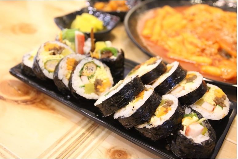 율하동 김밥 매장 이미지
