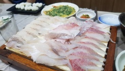 흑산도횟집 매장 이미지