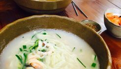 청송손칼국수 매장 이미지