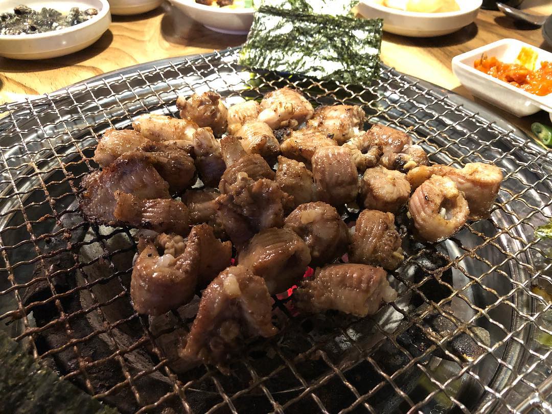 꿈틀꿈틀산꼼장어 매장 이미지