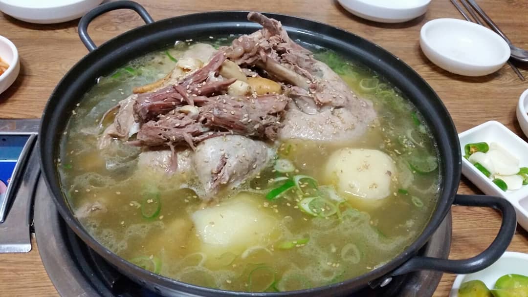 감나무집 매장 이미지
