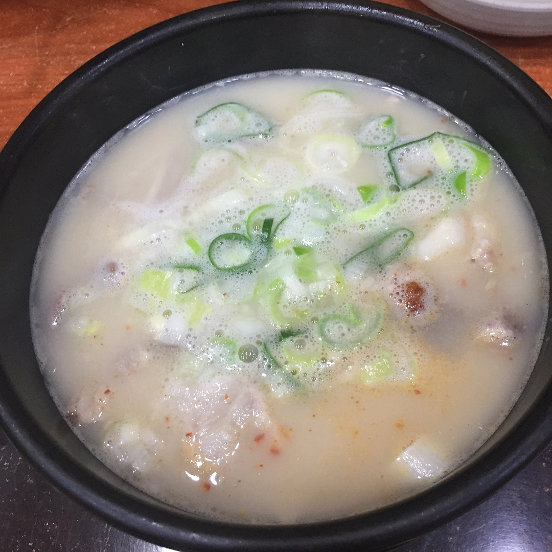 정자가마솥돼지국밥 매장 이미지