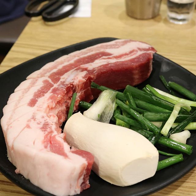 인생식당 매장 이미지