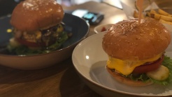 멜팅룸 매장 이미지