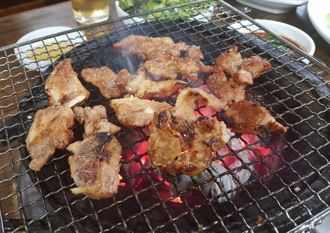 백마돼지숯불갈비 매장 이미지