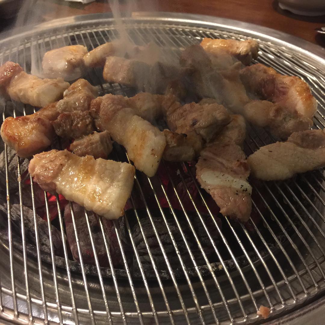돈육구이 매장 이미지