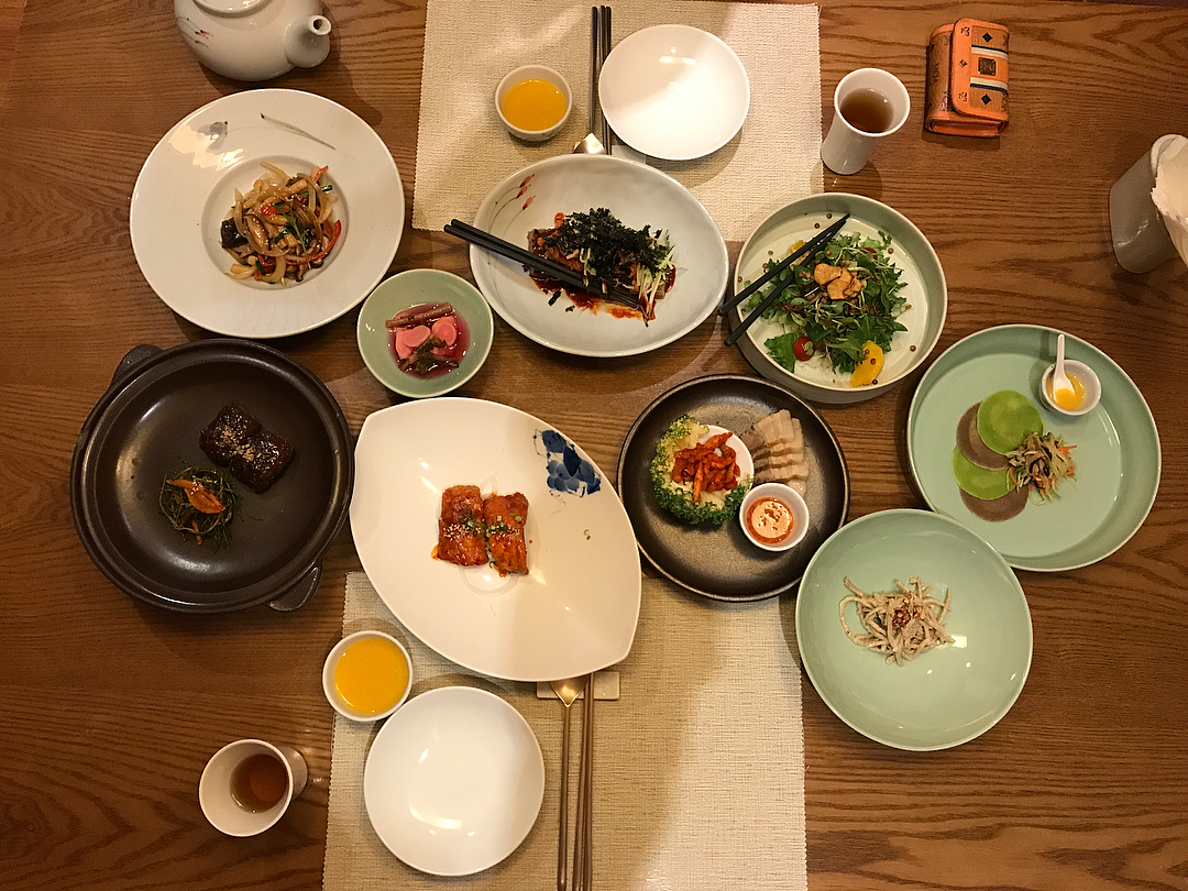풀리한정식 매장 이미지