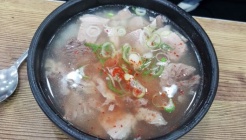 교통부돼지국밥 매장 이미지