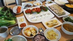 웰빙콩깍지두부요리 매장 이미지