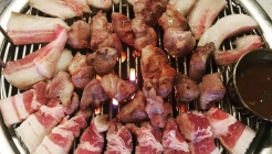 돈이랑 매장 이미지