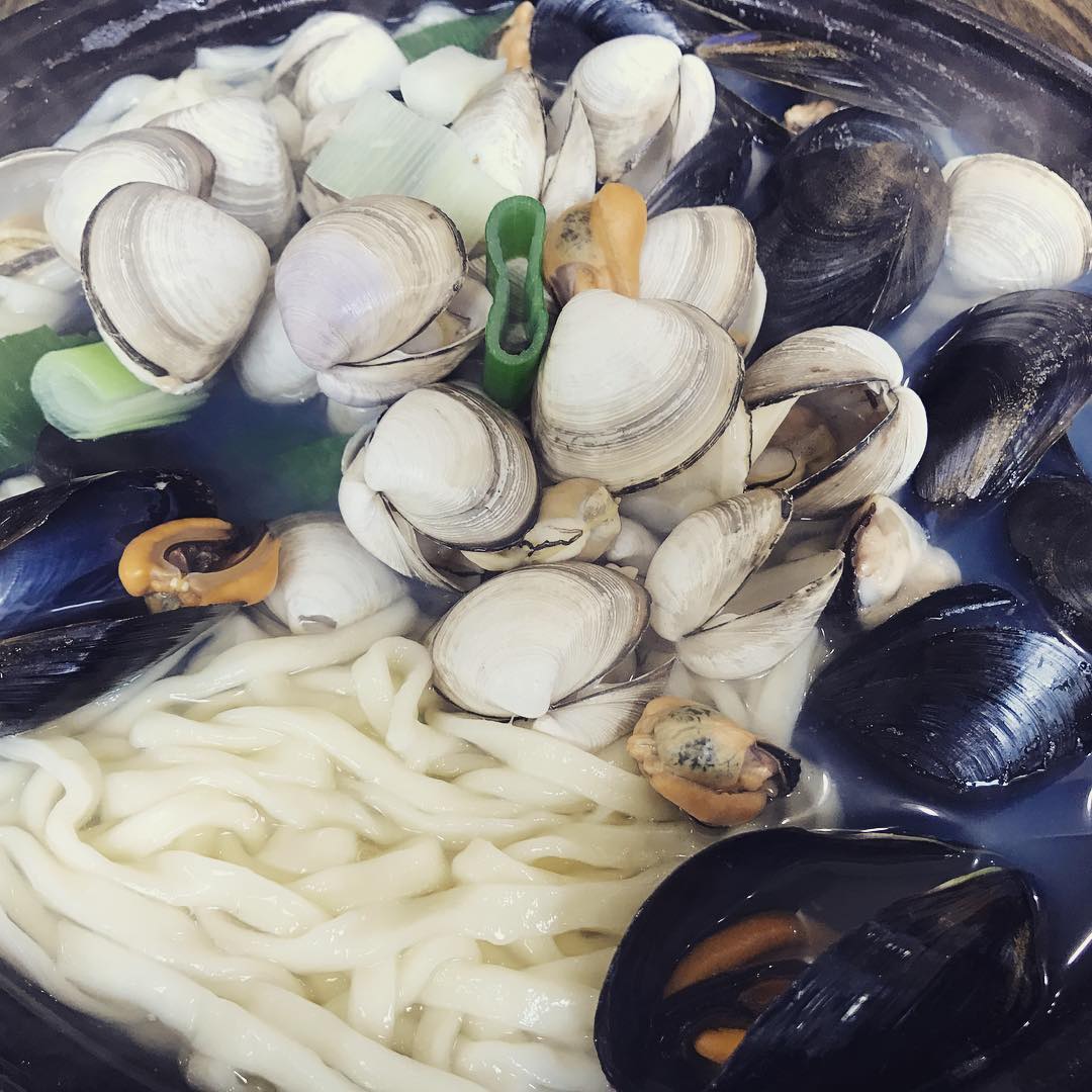 청학동 칼국수 매장 이미지