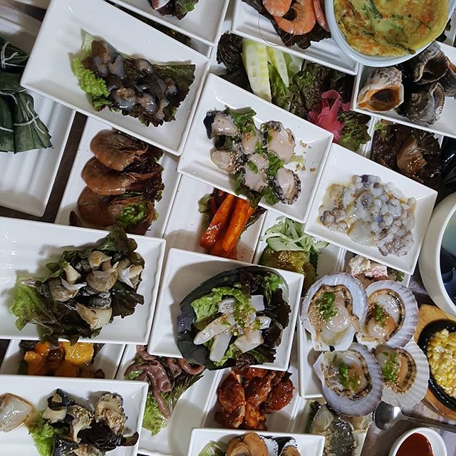 인천항구횟집 매장 이미지