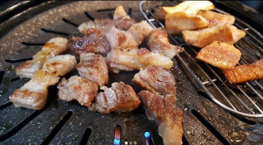 심사숙고 매장 이미지