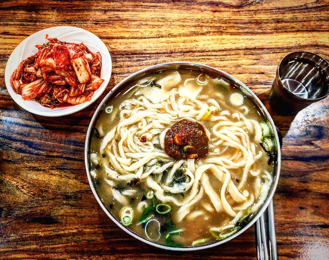 홍두깨칼국수 매장 이미지