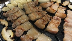 돈내고 돈먹기 매장 이미지