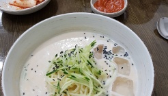 제갈콩명 매장 이미지