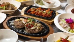 단양팔각정 매장 이미지