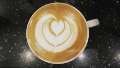 브릿지커피 매장 이미지