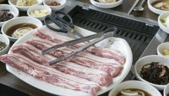 흑돼지삼형제 매장 이미지