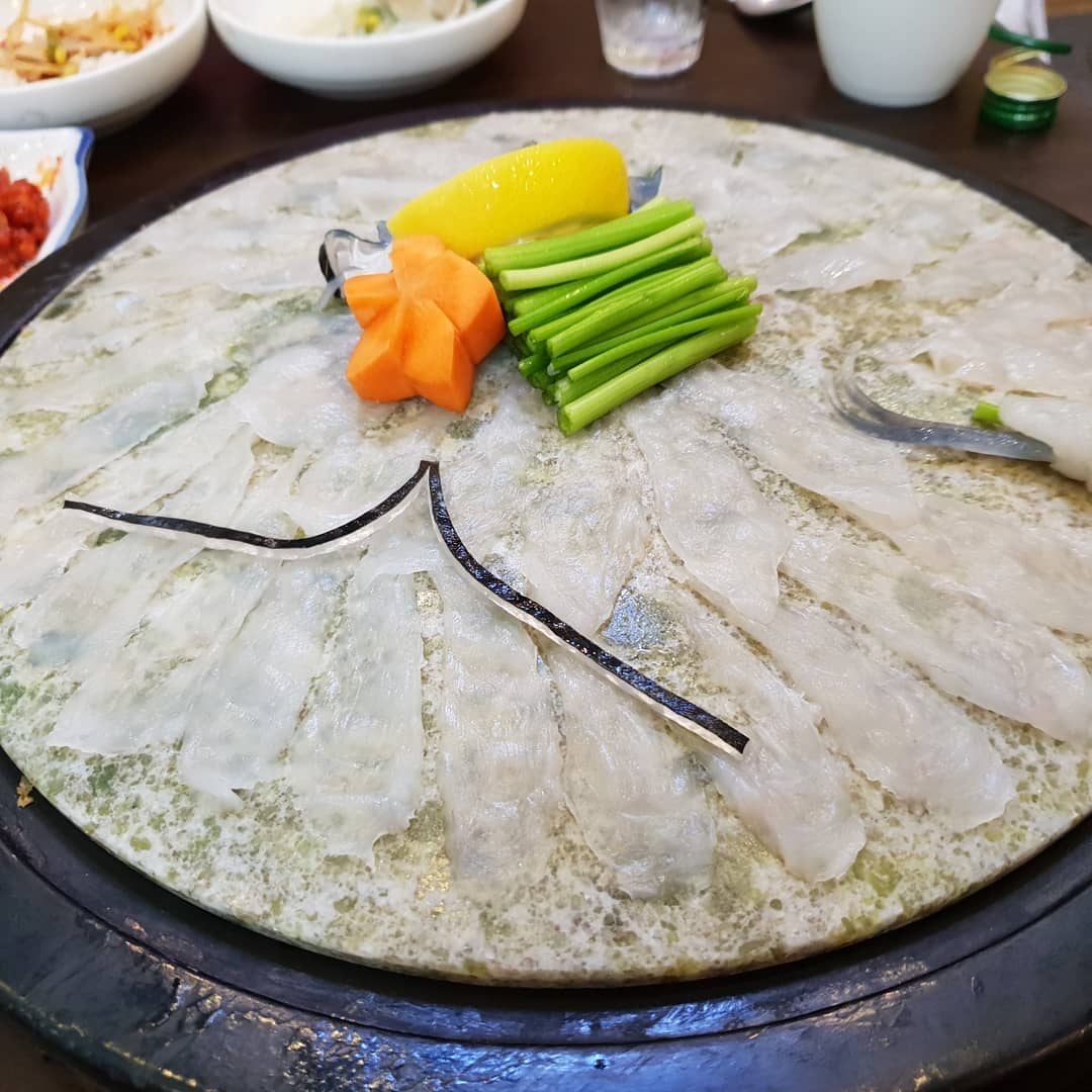 군산복집 매장 이미지